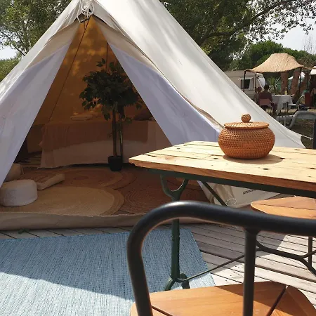 Le Jeklo Luxury tent Vias