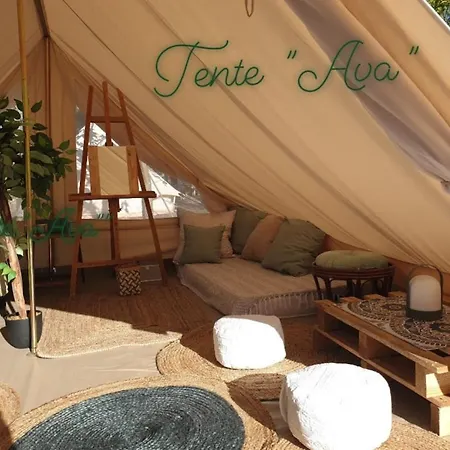 Le Jeklo Luxury tent Vias