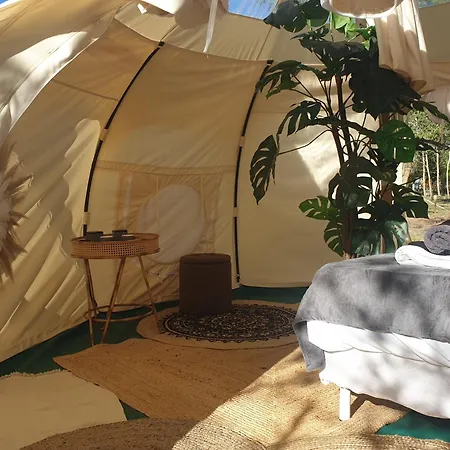 Campismo de Luxo Le Jeklo