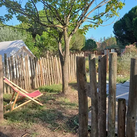 Campismo de Luxo Le Jeklo *