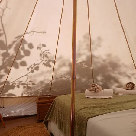 Luxury tent Le Jeklo Vias